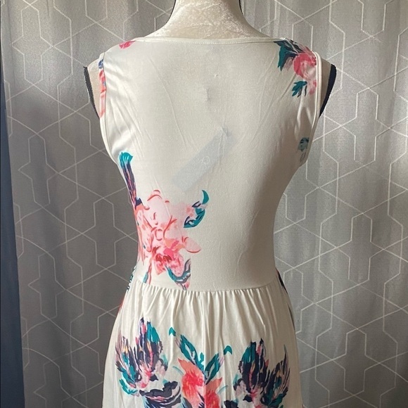 NWT-OUGES-WHITE FLORAL TANK DRESS-SIZE SMALL - Picture 8 of 13